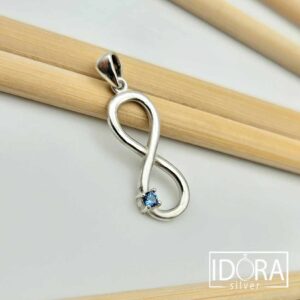 Сребърен медальон: "Безкрай"циркон