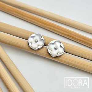 Сребърни обеци: "Флоранс"бял седеф