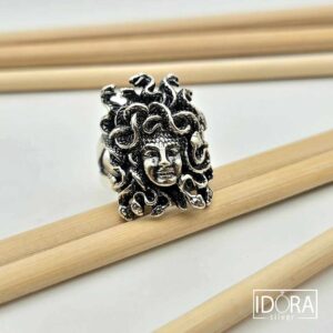 Сребърен пръстен: "Горгона"