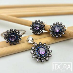 Сребърно съчетание: "Азурин"циркони