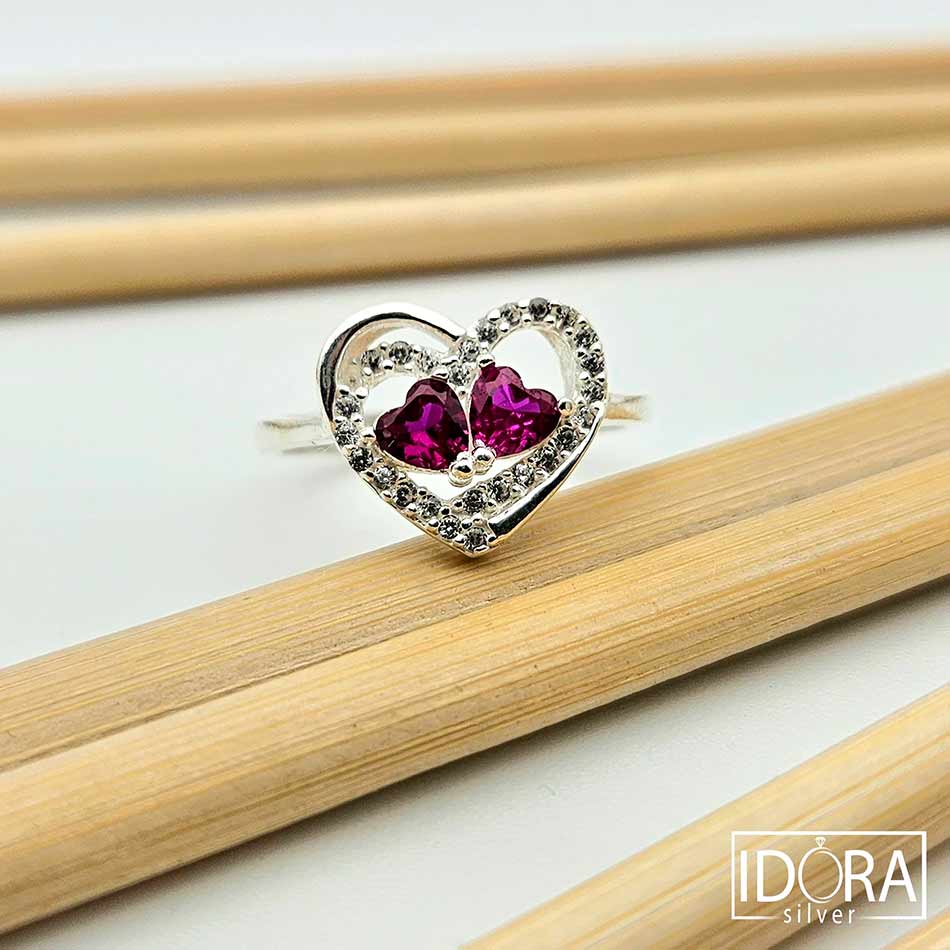 Сребърен пръстен: "Червен Допир"циркон