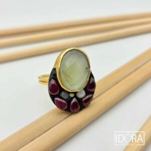 Сребърен пръстен: "Пир"позлата,пренит,гранат