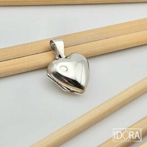 Сребърен медальон: "Неоткрито сърце"сърце