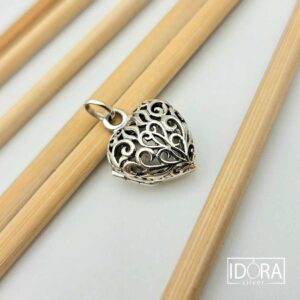 Сребърен медальон: "Открито сърце"