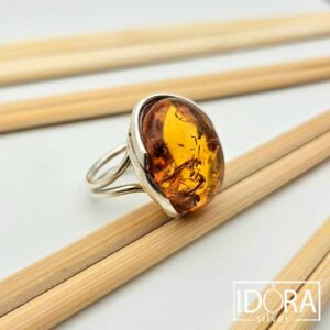 Сребърен пръстен: "Жар"II кехлибар