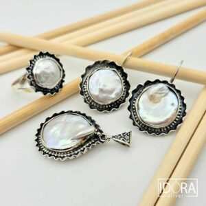 Сребърно съчетание: "Сияние"барокови перли, оксидация