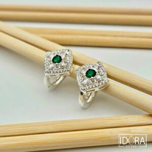 Сребърни обеци: "Куатро"циркони